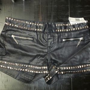 GUESS Premium studded shorts
